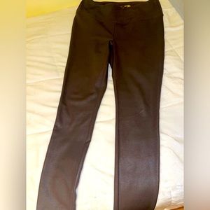 Women’s high waisted spandex leggings